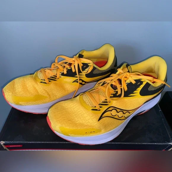 Men Saucony Yellow Shoes - Picture 4 of 9